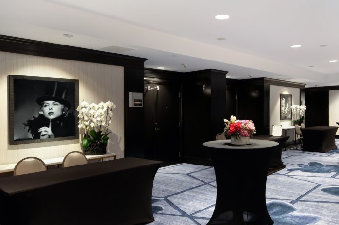 Photo of the hotel Sofitel Los Angeles at Beverly Hills: Beverly foyer exhibit set up close up medium rez